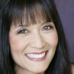 Suzanne Whang : The famous “House Hunters” Host Dies at 56 After Cancer Battle Suzanne Whang : The famous "House Hunters" Host Dies at 56 After Cancer Battle
