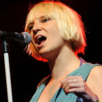 Famous Pop Star Sia Reveals she is sufferig from neurological disease Famous Pop Star Sia Reveals she is sufferig from neurological disease