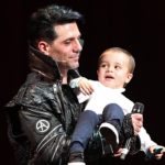 Criss Angel shaves 5-year-old child’s head in the midst of cancer Treatment Criss Angel shaves 5-year-old child's head in the midst of cancer Treatment