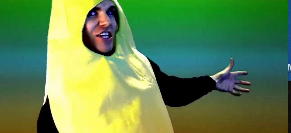 Mike Morse chasing accused You Tube sex predator Onision