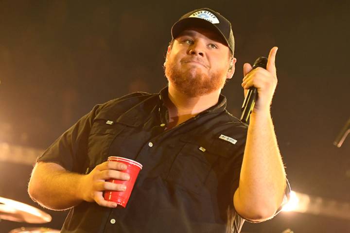 Who- Is- Luke- Combs? 5-Facts- to- Know- About- the- Country- Singer