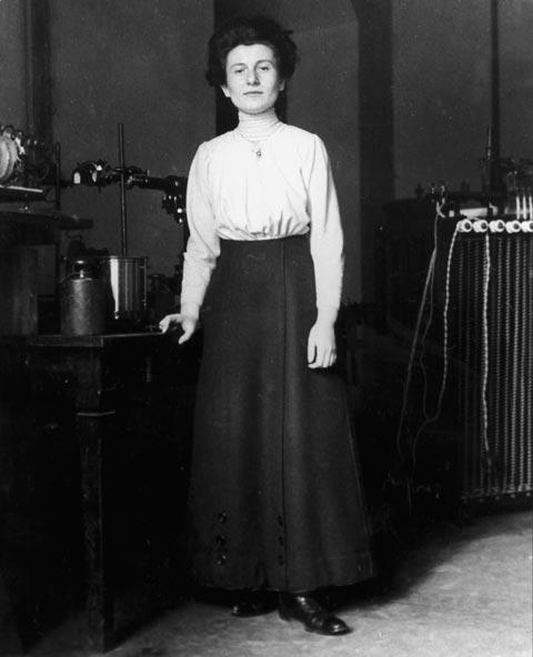 Hedwig_Kohn Hedwig Kohn Physicist