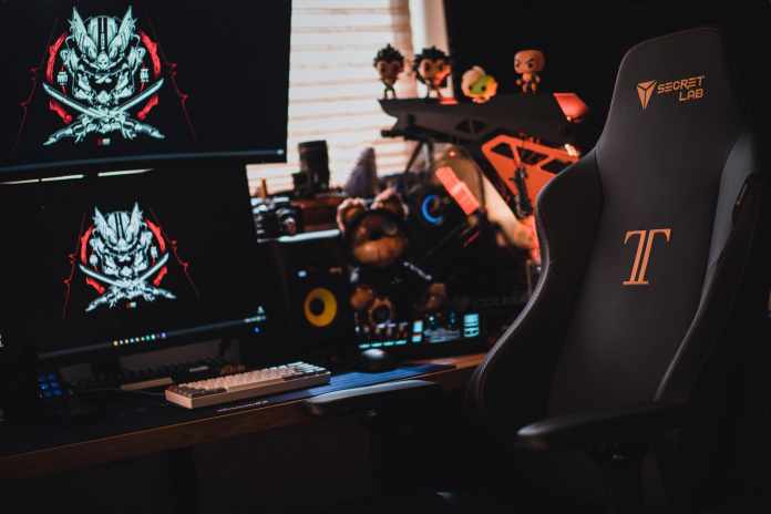 kadyn-pierce-PruhDU1m1Yk-unsplash razer gaming