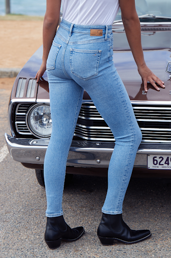 jeans jeans