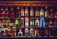 6 Things You Need to Know When Buying Bar Insurance bar