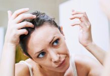 8 Natural Remedies for Dandruff You Should Try