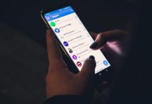 What tools should be in use by mobile app development experts?